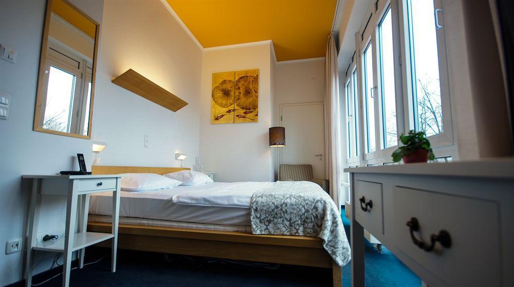 Midi Parkhotel Mitte Gasthof 3*